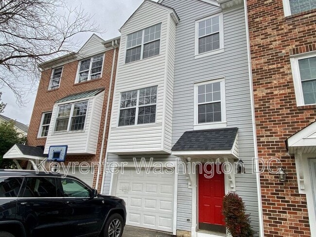 property at 18231 Fox Chase Cir