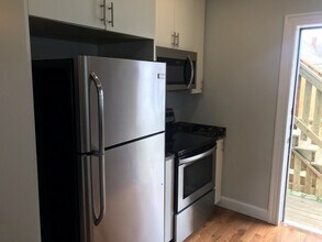 50 Linden St in Everett, MA - Building Photo - Building Photo