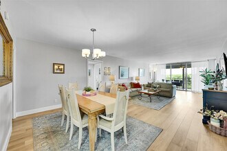 4020 W Palm Aire Dr in Pompano Beach, FL - Building Photo - Building Photo