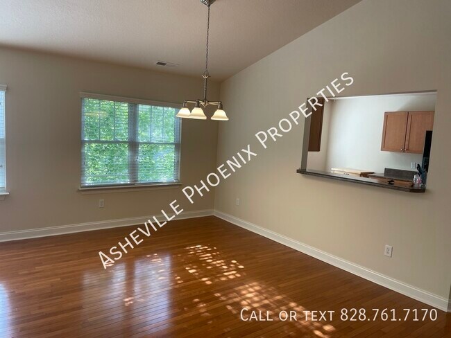 120 Little Fox in Fletcher, NC - Building Photo - Building Photo