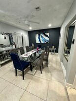 137 NE 10th St in Boca Raton, FL - Building Photo