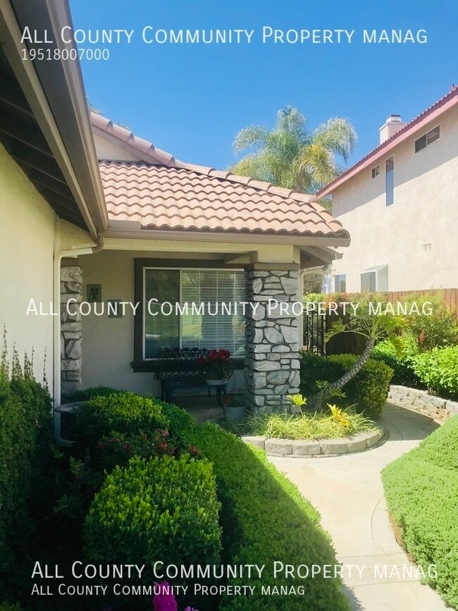 23985 Morning Dove Ln in Murrieta, CA - Building Photo - Building Photo