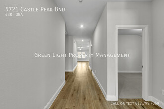 5721 Castle Peak Bnd in Fort Worth, TX - Building Photo - Building Photo