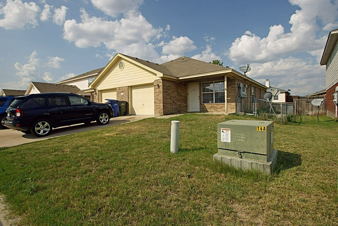 3110 Yaupon Rd in Copperas Cove, TX - Foto de edificio