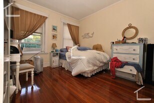 6 Strathmore Rd in Boston, MA - Building Photo