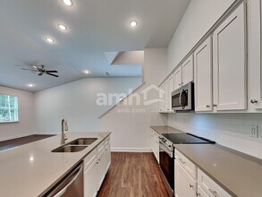 4990 Bill Cheek Rd in Auburn, GA - Building Photo - Building Photo