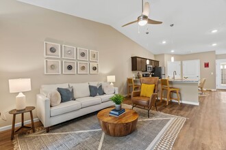 Redwood Groveport in Groveport, OH - Building Photo - Building Photo