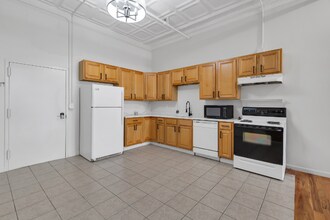 83 Main St-Unit -5 in Woonsocket, RI - Building Photo - Building Photo