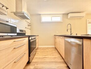 1330 S Hudson Ave in Los Angeles, CA - Building Photo - Building Photo