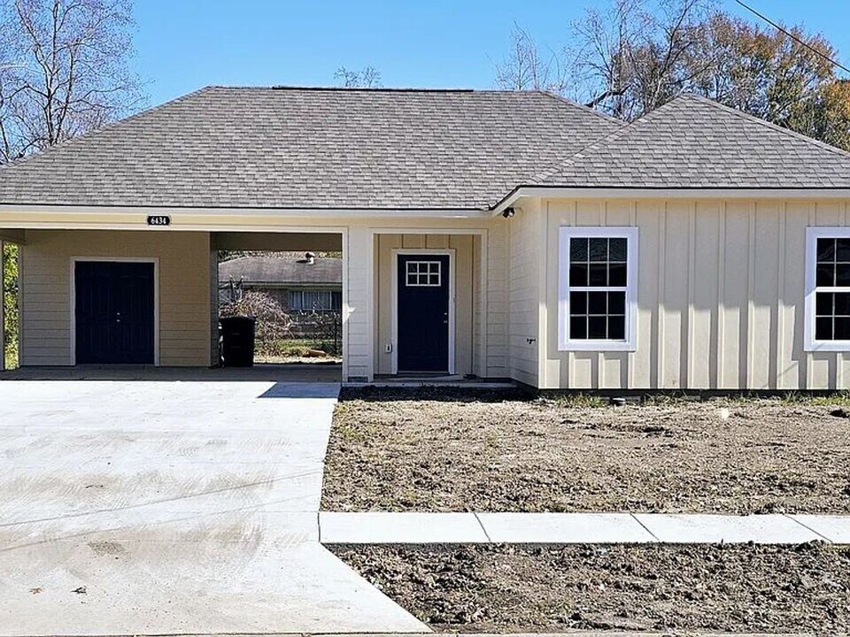 6434 Buttonwood Dr in Baton Rouge, LA - Building Photo