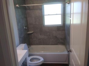 411 Ash St in Sugar Land, TX - Building Photo - Building Photo