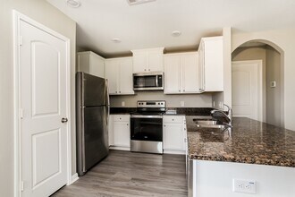 25245 Dickens Dr in Magnolia, TX - Building Photo - Building Photo