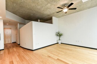 3324 Peachtree St NE in Atlanta, GA - Building Photo - Building Photo