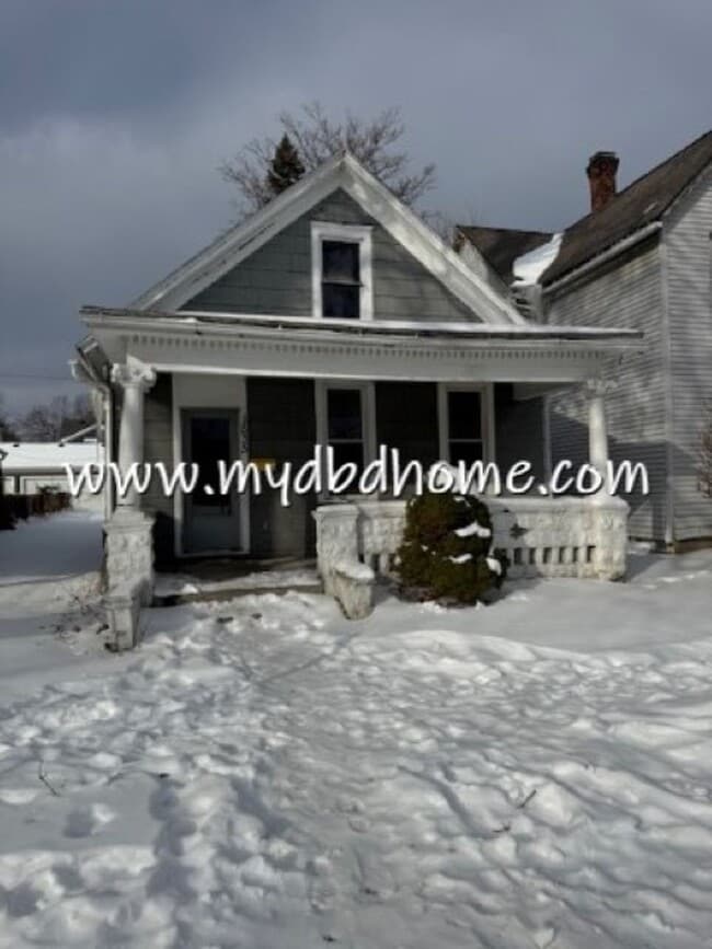 property at 1535 Andrew St