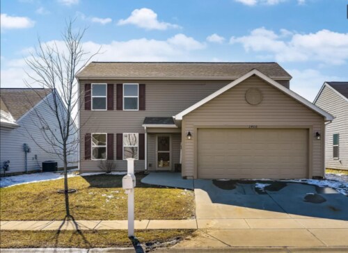 2400 Fleming Dr in West Lafayette, IN - Building Photo