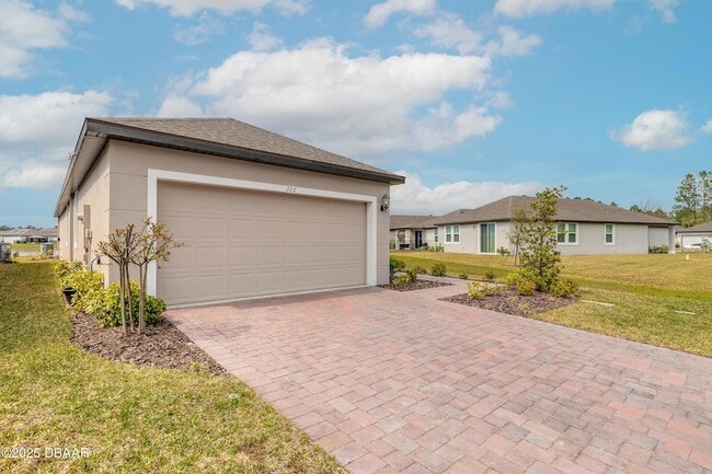 property at 207 Pitching Wedge Dr