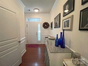 8449 Loxton Cir in Charlotte, NC - Building Photo - Building Photo