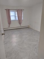 88-29 Pontiac St in Queens, NY - Building Photo