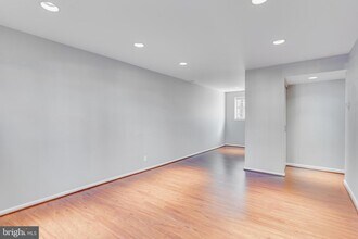 2844 S Wakefield St in Arlington, VA - Building Photo - Building Photo