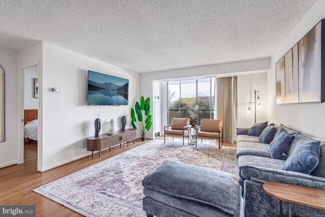 property at 1800 Old Meadow Rd