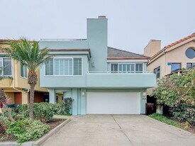3525 Sunset Ln in Oxnard, CA - Building Photo