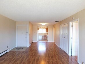 961 Lakeside Dr in Grand Junction, CO - Building Photo - Building Photo