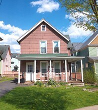 715 S Beech St in Syracuse, NY - Building Photo - Building Photo