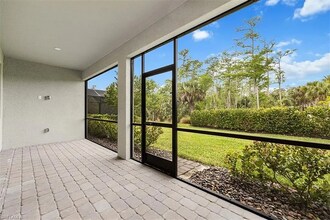 10335 Ventana Ln in Naples, FL - Building Photo - Building Photo