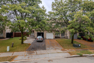 32-94 Cedarwood Cres in Brampton, ON - Building Photo - Building Photo