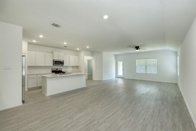 1300 Acorn Oak Dr in Georgetown, TX - Building Photo - Building Photo