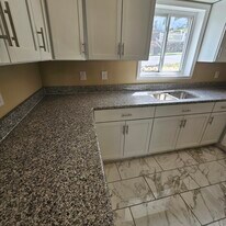 94 7th Ave in Carbondale, PA - Building Photo