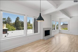 300 Miller Ave in Mill Valley, CA - Building Photo - Building Photo