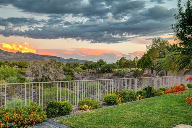 property at 105 Fountainhead Cir