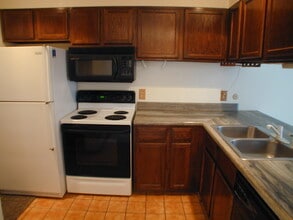 114 Brookfield Ct-Unit -Brookfield 114 #3 in Cheyenne, WY - Building Photo - Building Photo