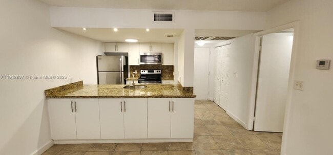 property at 8100 Geneva Ct