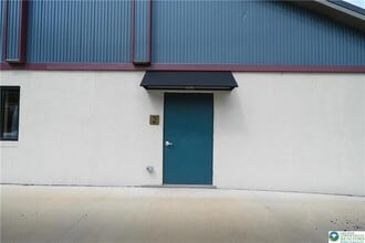335 Walnut Dr in Northampton, PA - Building Photo - Building Photo