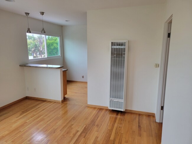1837 Pearl St, Unit B