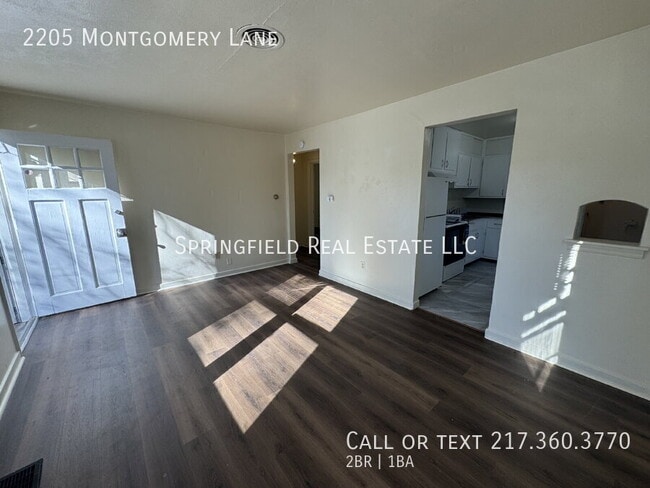 property at 2205 Montgomery Ln