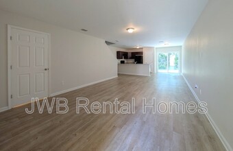 7820 Playschool Ln in Jacksonville, FL - Building Photo - Building Photo