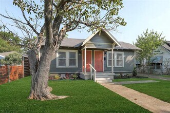 2821 Gladstone Dr in Dallas, TX - Building Photo - Building Photo