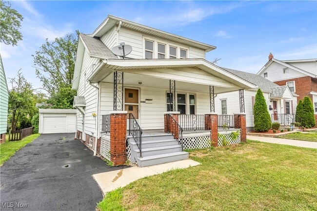 22301 Beckford Ave in Euclid, OH - Building Photo - Building Photo