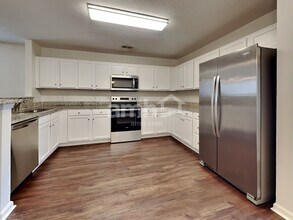 3028 Crusades St, Unit 4101 in Ladson, SC - Foto de edificio - Building Photo