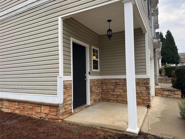 4805 Zephyr Cove Pl in Flowery Branch, GA - Building Photo - Building Photo