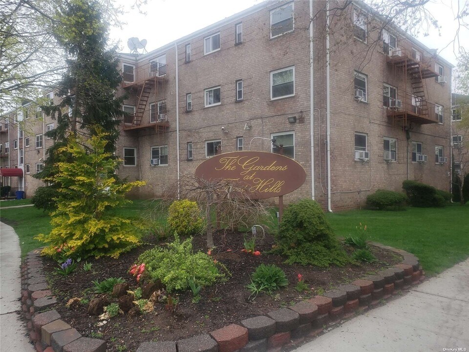 111-16 66th Ave-Unit -3A in Queens, NY - Building Photo