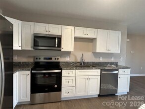 3303 Paul Elmore Rd in Lincolnton, NC - Building Photo - Building Photo