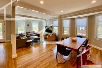 119 Westbourne Ter, Unit 1 in Brookline, MA - Building Photo - Building Photo