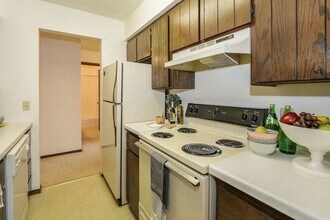 Berkley Road Apartments in Verona, WI - Building Photo - Building Photo