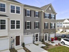 169 Telluride Wy in Charles Town, WV - Foto de edificio - Building Photo