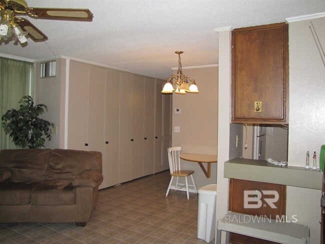 1050 Sea Cliff Dr N in Daphne, AL - Building Photo - Building Photo