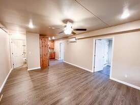 1060 Louis St in Hildale, UT - Building Photo